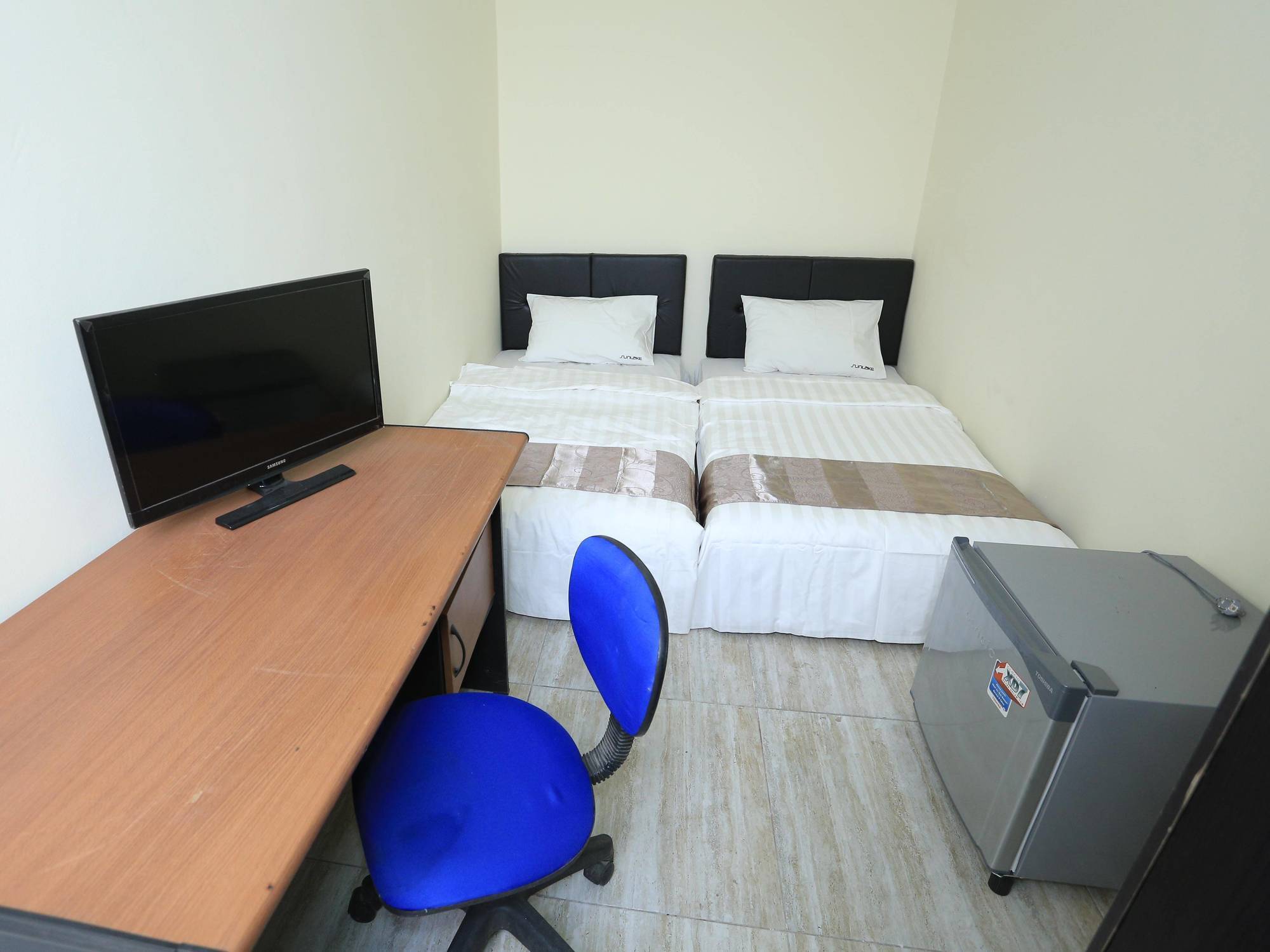 Ds Colive Siliwangi Hotel Semarang Exterior photo